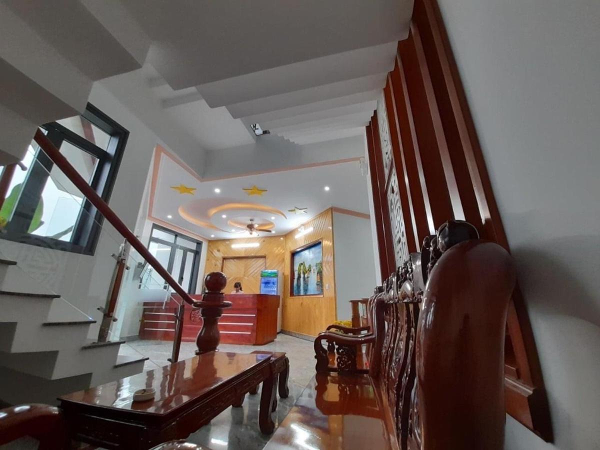 Khách sạn Nguyên Long Hotel Bảo Lộc Exterior foto